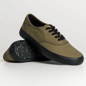 NWOT Element Olive green Passiph Canvas Sneaker | Size 11 Low Top Lace-Up Shoes